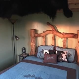 バブ Montana Old West Cabinsゲストハウス エクステリア 写真